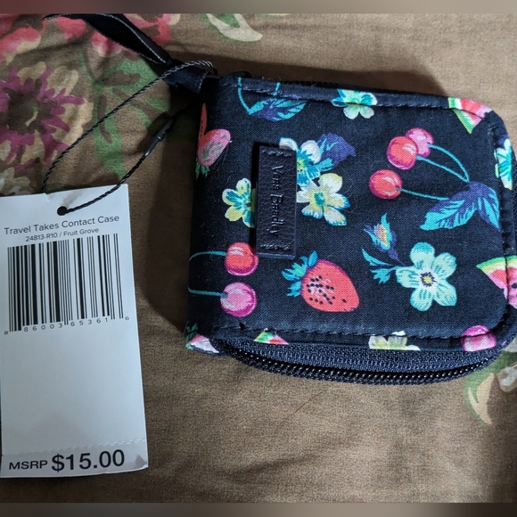 ⭐5for$30 Bundle deal Vera Bradley Travel Takes Contact Case Fruit Grove - Picture 3 of 7
